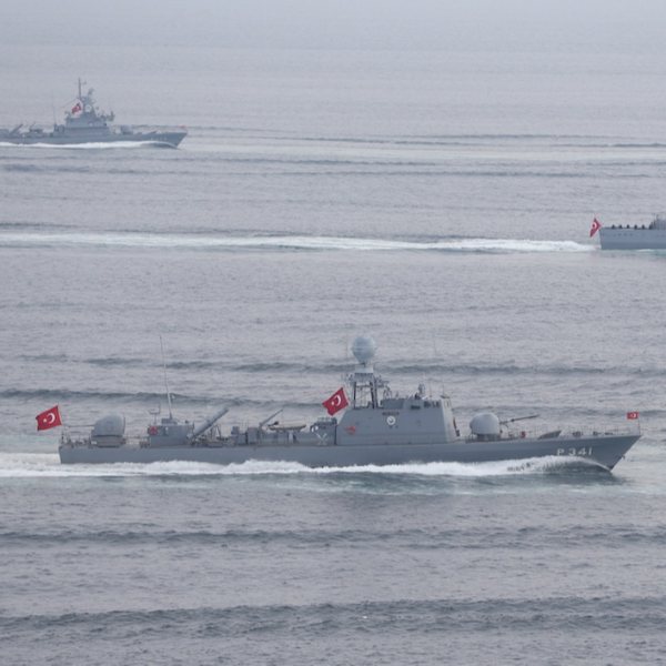 Yunan basını: Türkiye'ye karşı yeni müttefikler bulalım