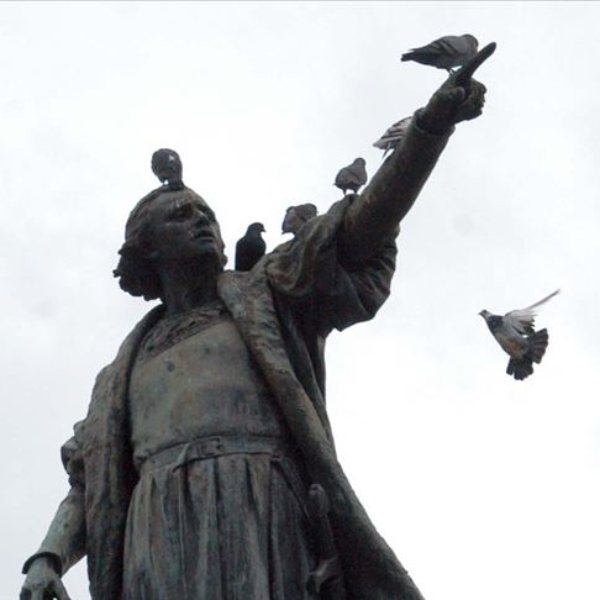 Columbus şehrindeki Kolomb heykeli kaldırıldı