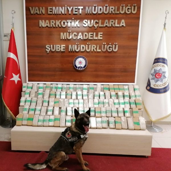 Van'da 53 kilo uyuşturucu ele geçirildi