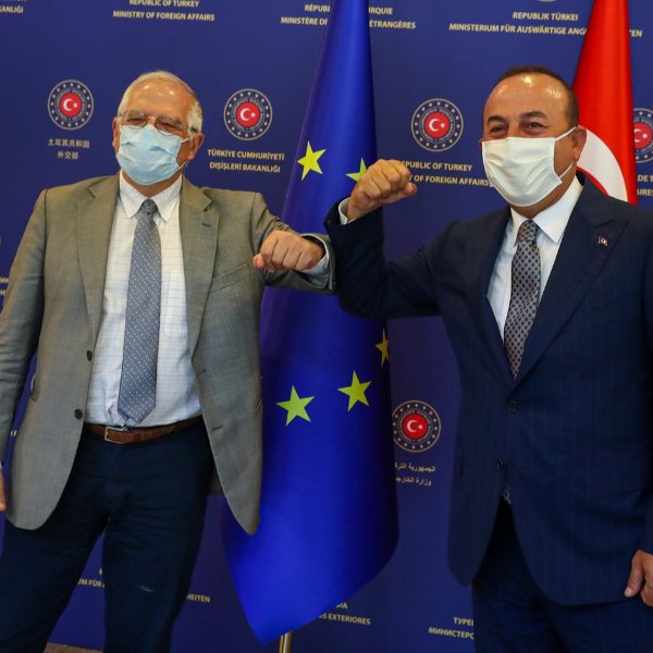 Çavuşoğlu: Vize serbestisi AB'nin sözü