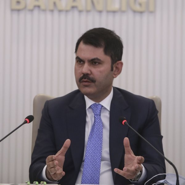 Bakan Kurum'dan, İyi Partili Aylin Cesur'a Salda tepkisi