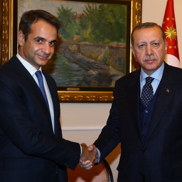 Miçotakis: Türkiye ile aracılara ihtiyacımız yok