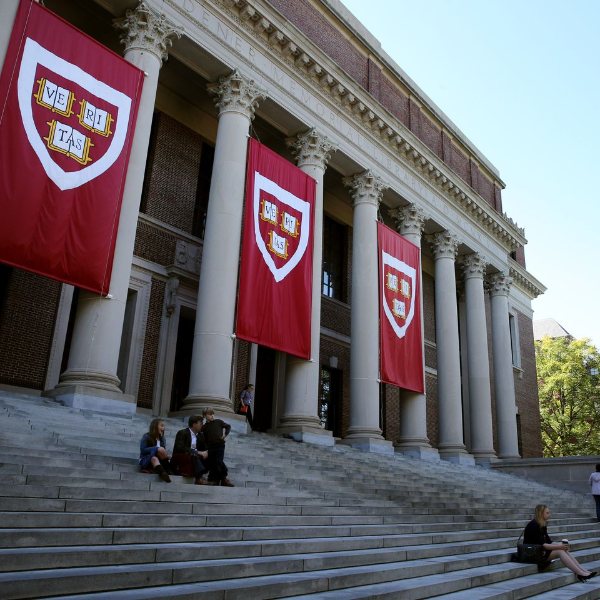 Harvard ve MIT'den, Trump'a yabancı öğrenci davası