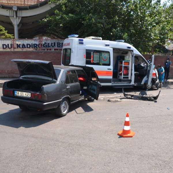 Kahramanmaraş'ta iki trafik kazası: 4 yaralı