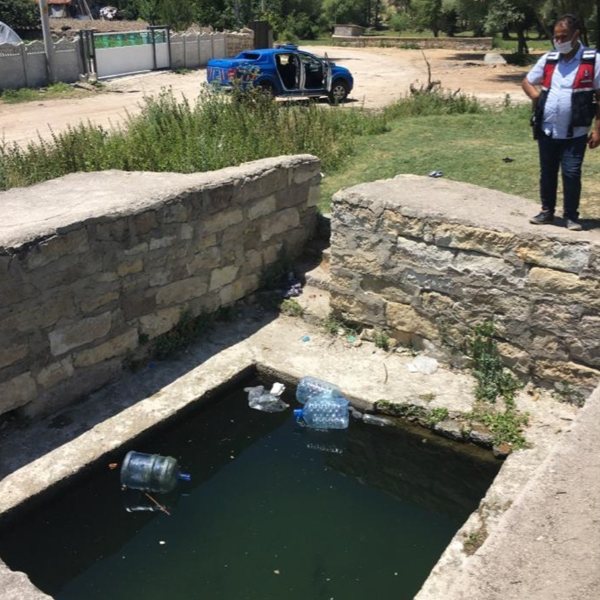Afyonkarahisar'da açık su kuyusuna giren 2 çocuk boğuldu