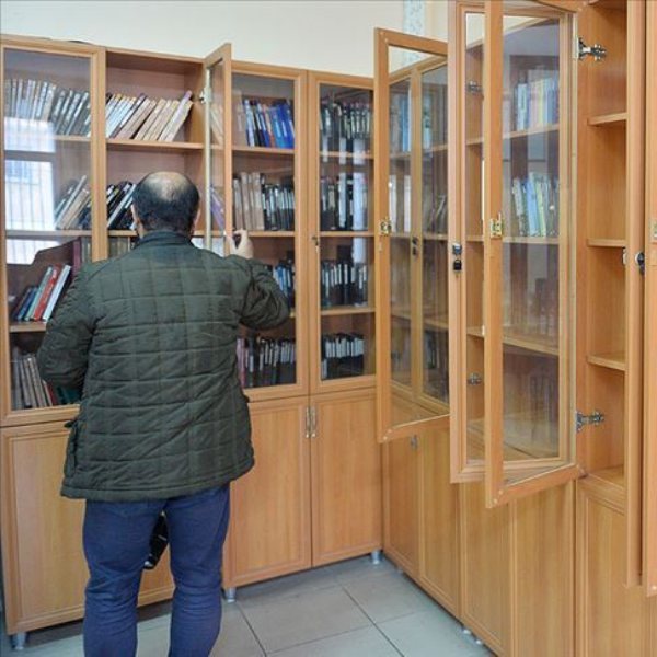 Cezaevlerinde geçen yıl 1 milyon 102 bin kitap okundu