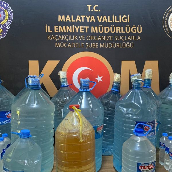 Malatya'da 208 litre sahte içkiye el konuldu