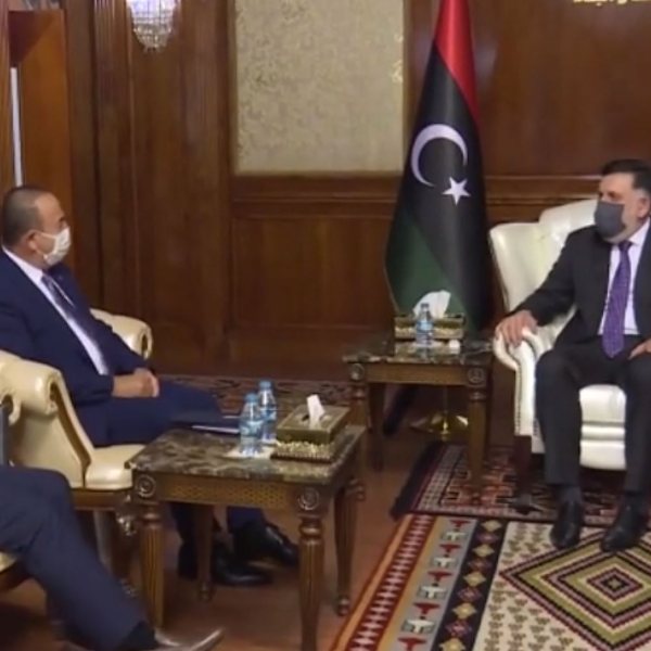 Bakan Çavuşoğlu, Libya Başbakanı Serrac ile görüştü