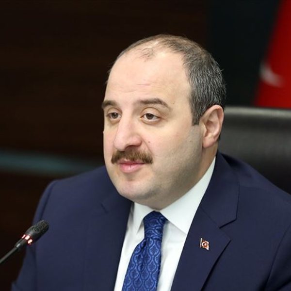 Varank: Türkiye'yi hak ettiği seviyeye taşıyacağız