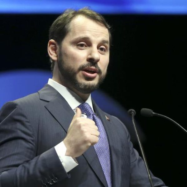 Bakan Albayrak: Türkiye üst lige çıkmak için çalışıyor