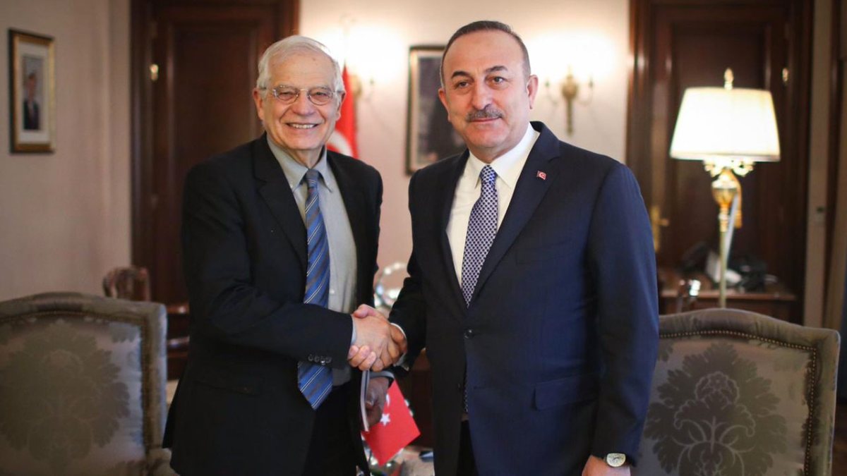 Bakan Çavuşoğlu, Borrell ile Doğu Akdeniz'i görüştü