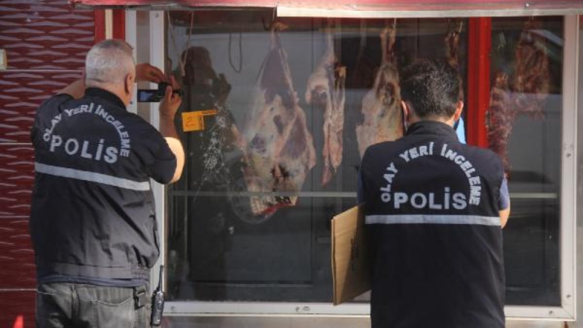 Adana'da pompalı tüfekle vurulan Suriyeli genç öldü