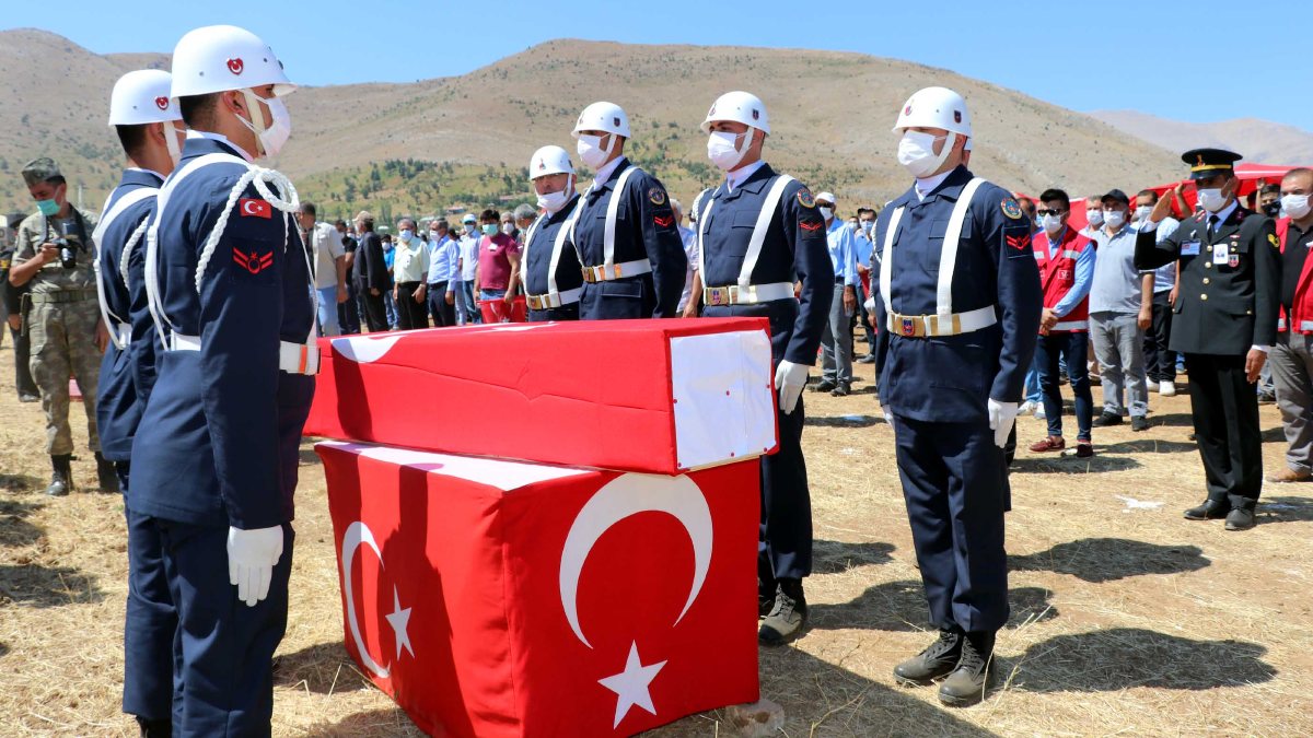 Sel şehidi Uzman Çavuş Variyenli, son yolculuğa uğurlandı