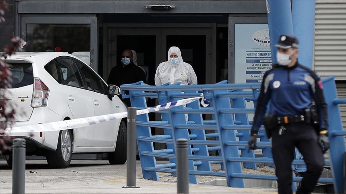 İspanya'da bir günde 12 bin 183 koronavirüs vakası tespit edildi