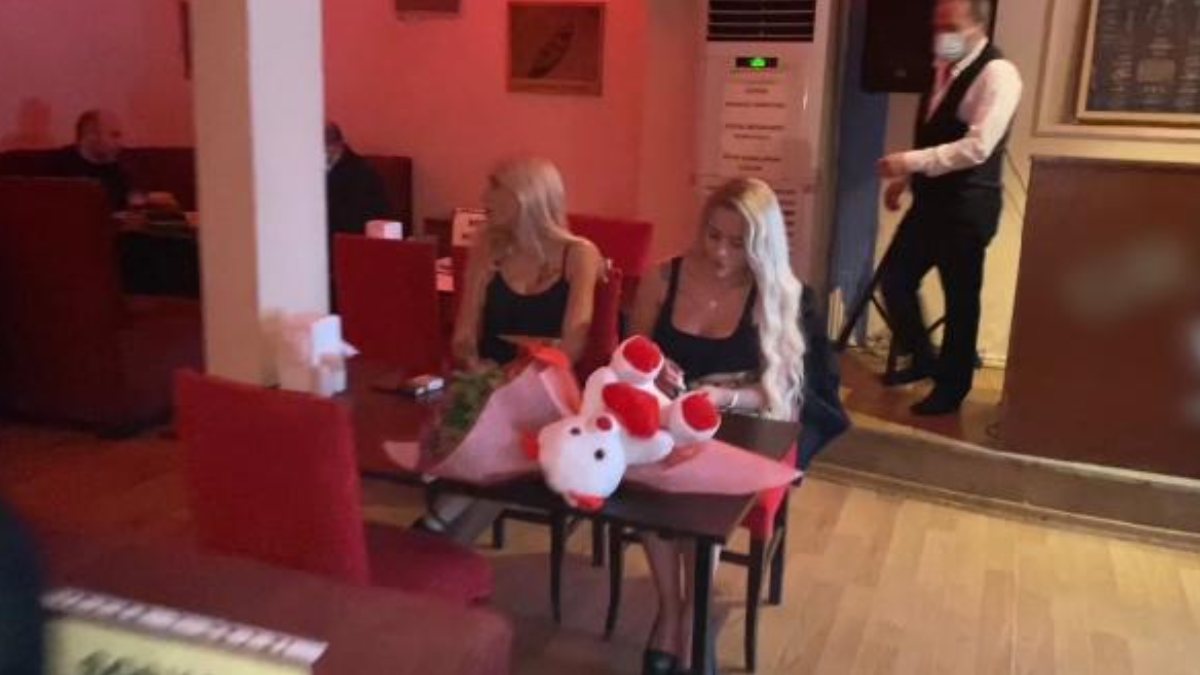 Maltepe ve Pendik'te pavyona çevrilen lokantalara baskın