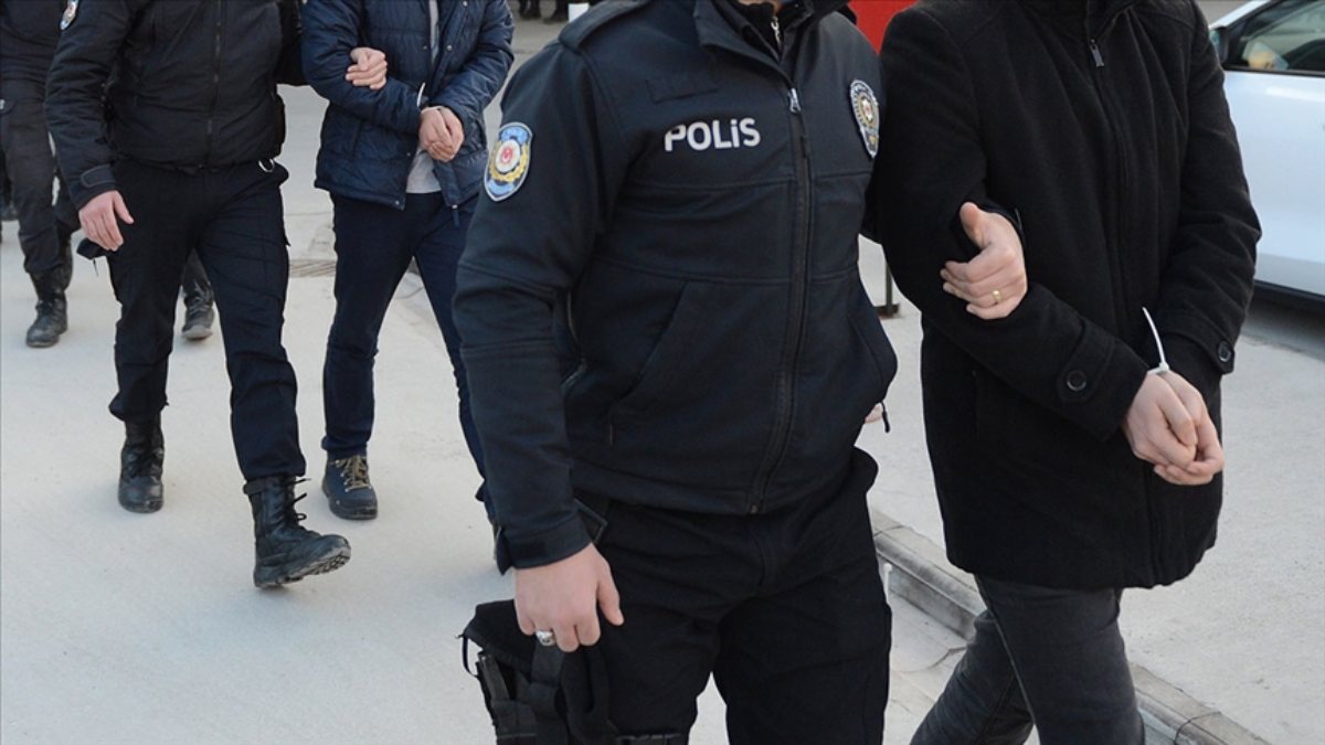 Balıkesir merkezli 11 ilde FETÖ operasyonu: 21 gözaltı