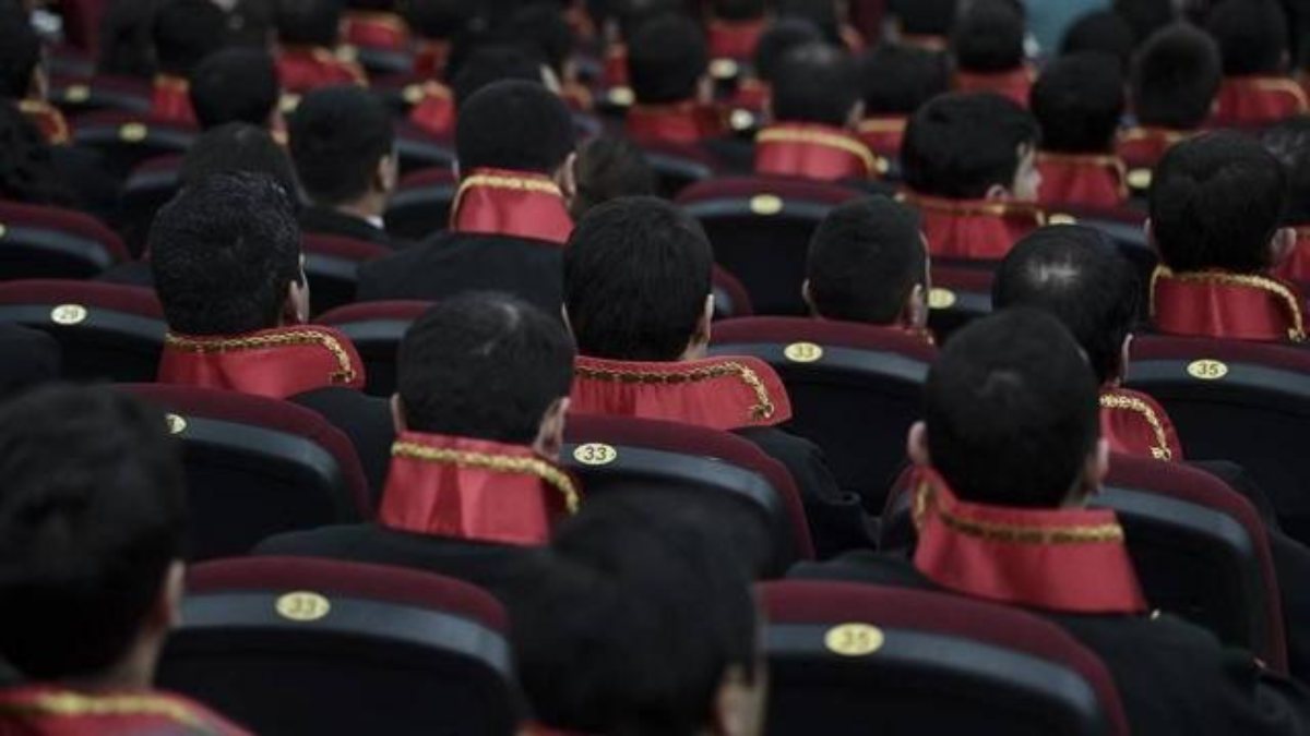 Birinci dereceye yükselme incelemesine tabi tutulacak hakim ve savcılar belirlendi
