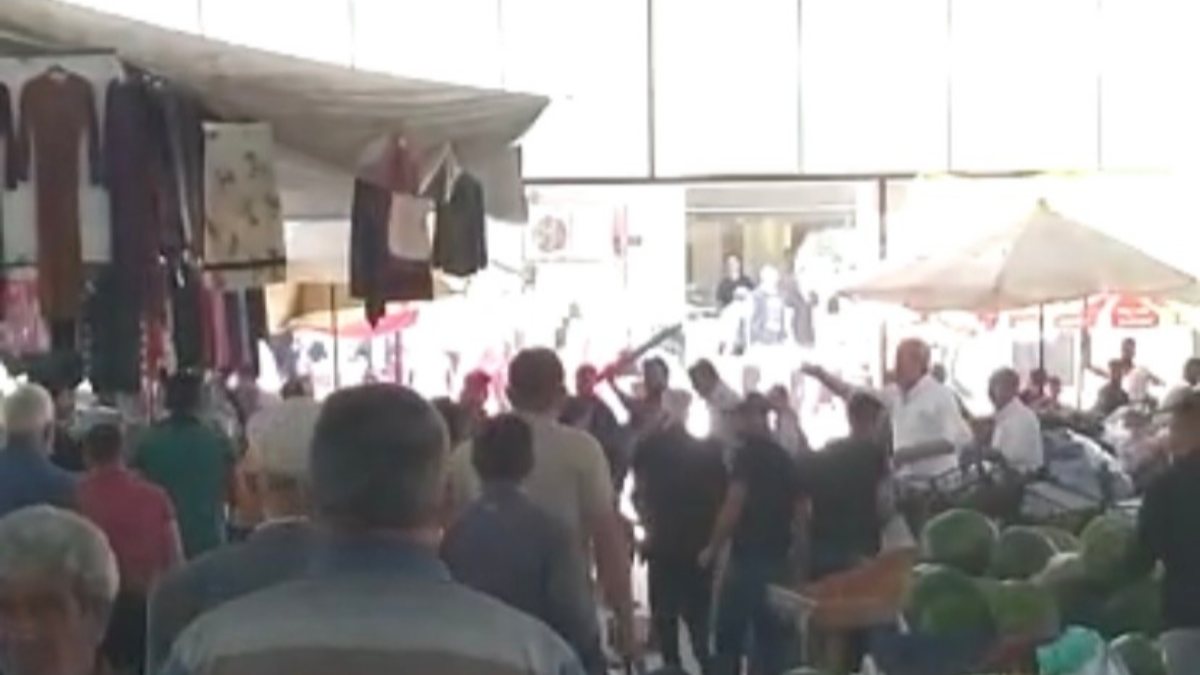 Ağrı'da taşlı sopalı peynir kavgası