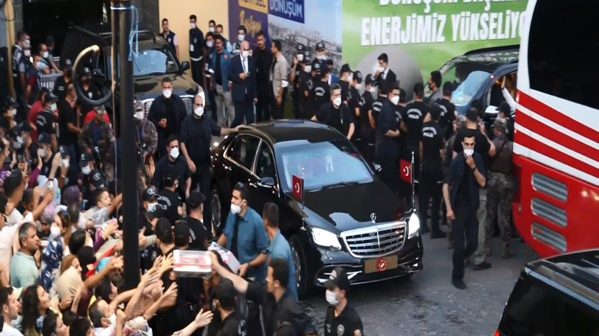 Cumhurbaşkanı Erdoğan Diyarbakır'dan ayrıldı