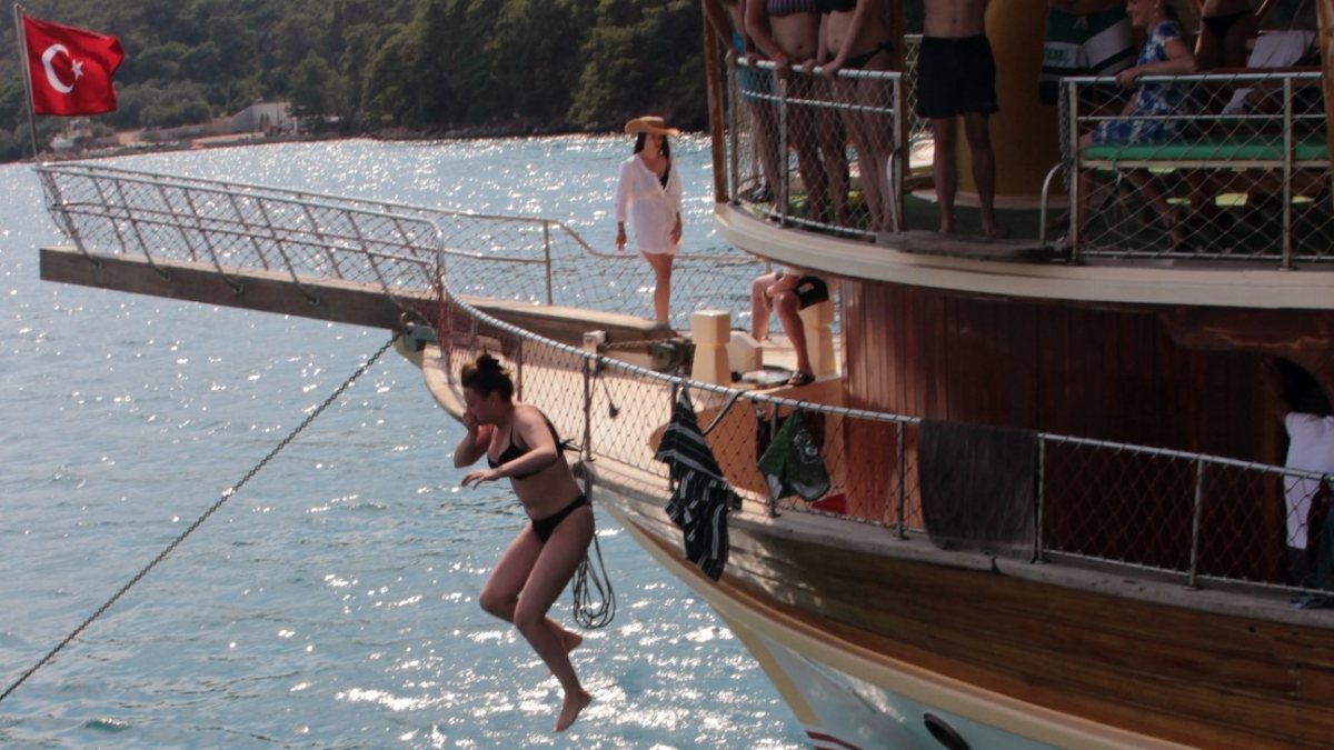 Muğla’da tekneciler bayram bereketi yaşadı