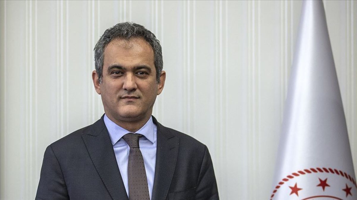 Mahmut Özer: Yüz yüze eğitimin yerini hiçbir şey tutamaz