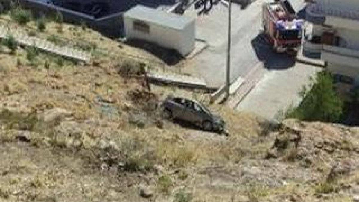 Ankara'da geri manevra yaptı, 20 metreden yuvarlanıp öldü
