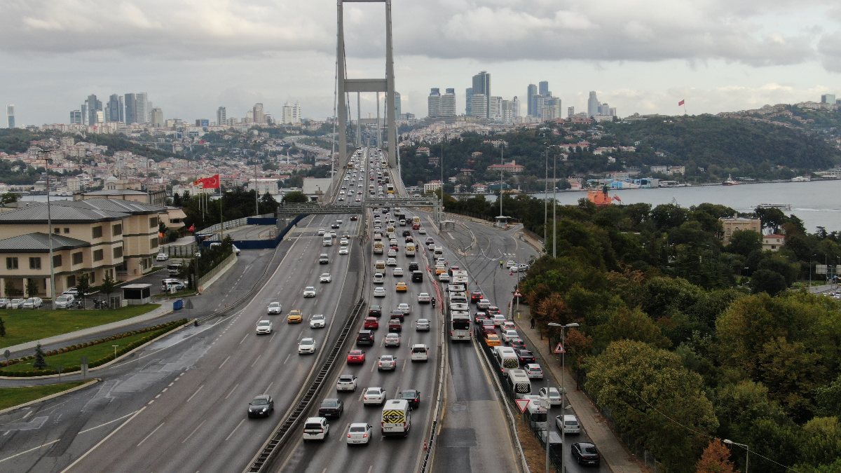 15 Temmuz Şehitler Köprüsü'nde trafik yoğunluğu