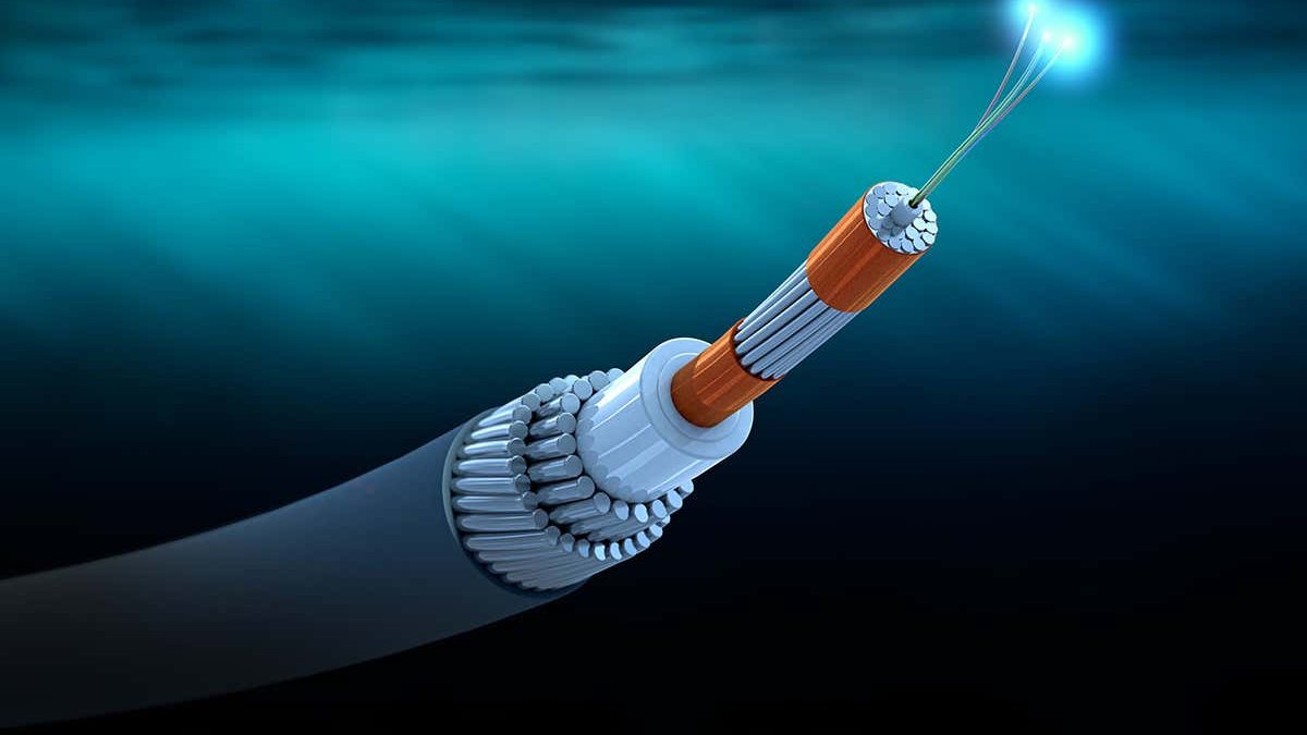 Google, fiber optik kablolarla 3 ülkeyi birbirine bağladı
