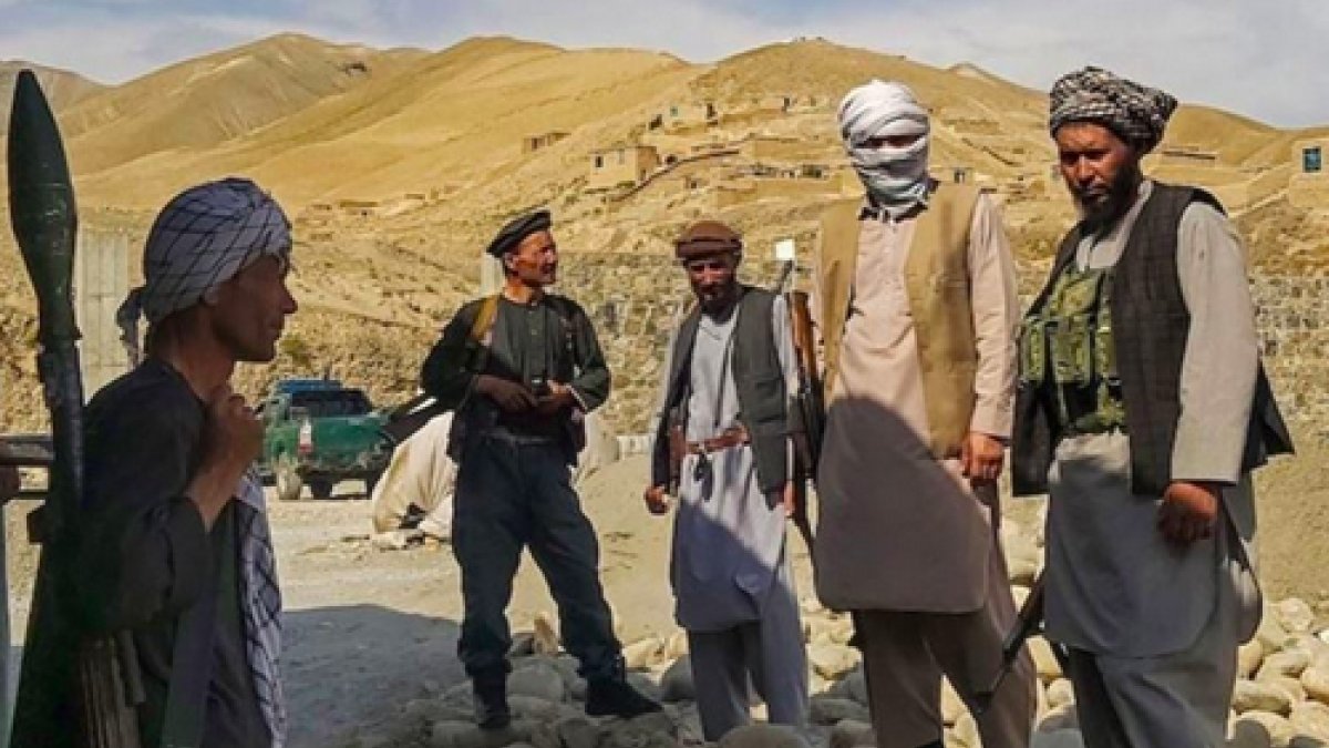 Taliban, Afganistan'da işçi maaşlarını buğdayla ödeyecek