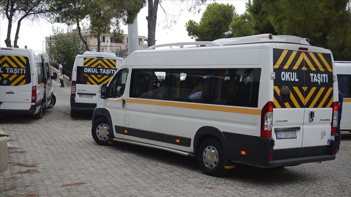 Şoförler tedirgin! Çalışmayan servis plakaları ne olacak, kapatılacak mı?