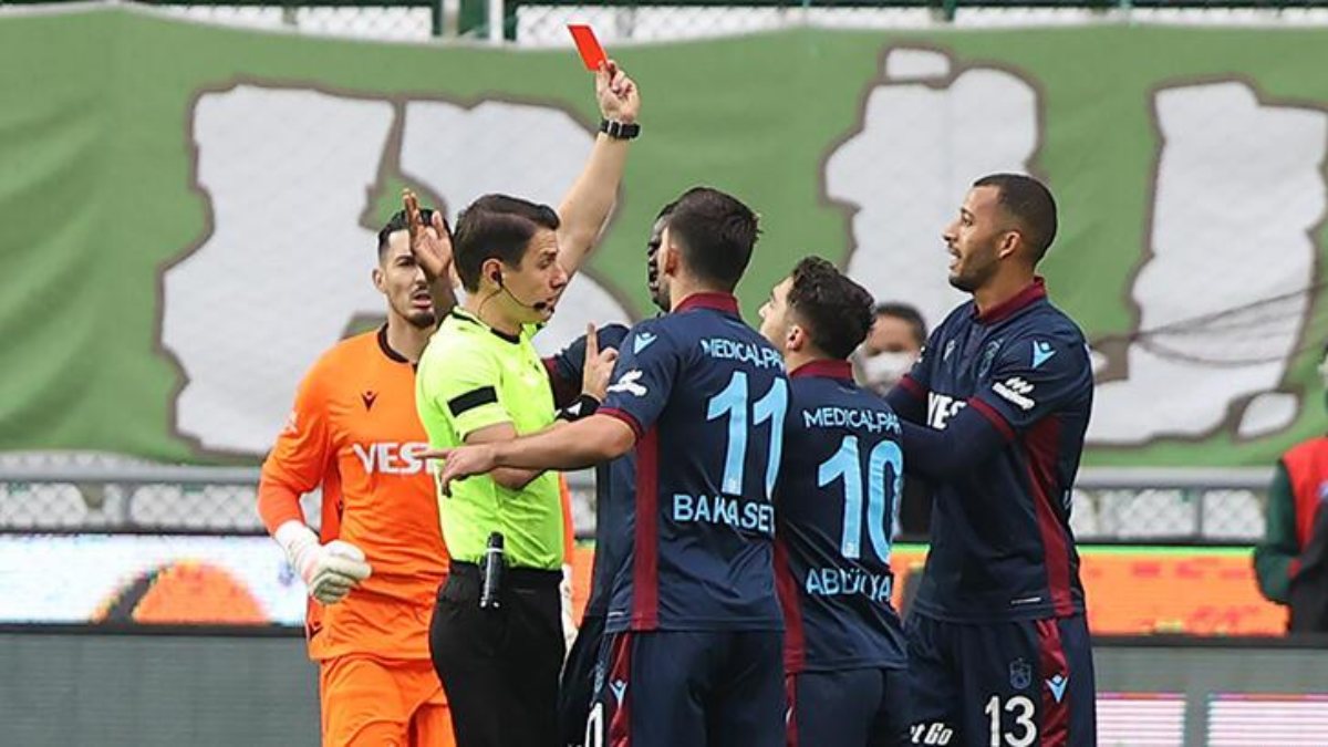 PFDK'dan Vitor Hugo'ya 2 maç ceza
