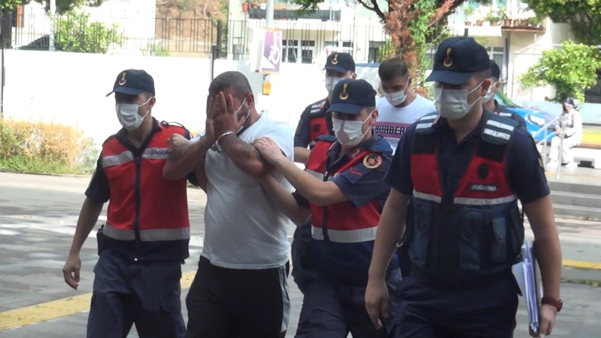 Antalya'da iş vaadiyle kandırıp fuhşa zorladılar