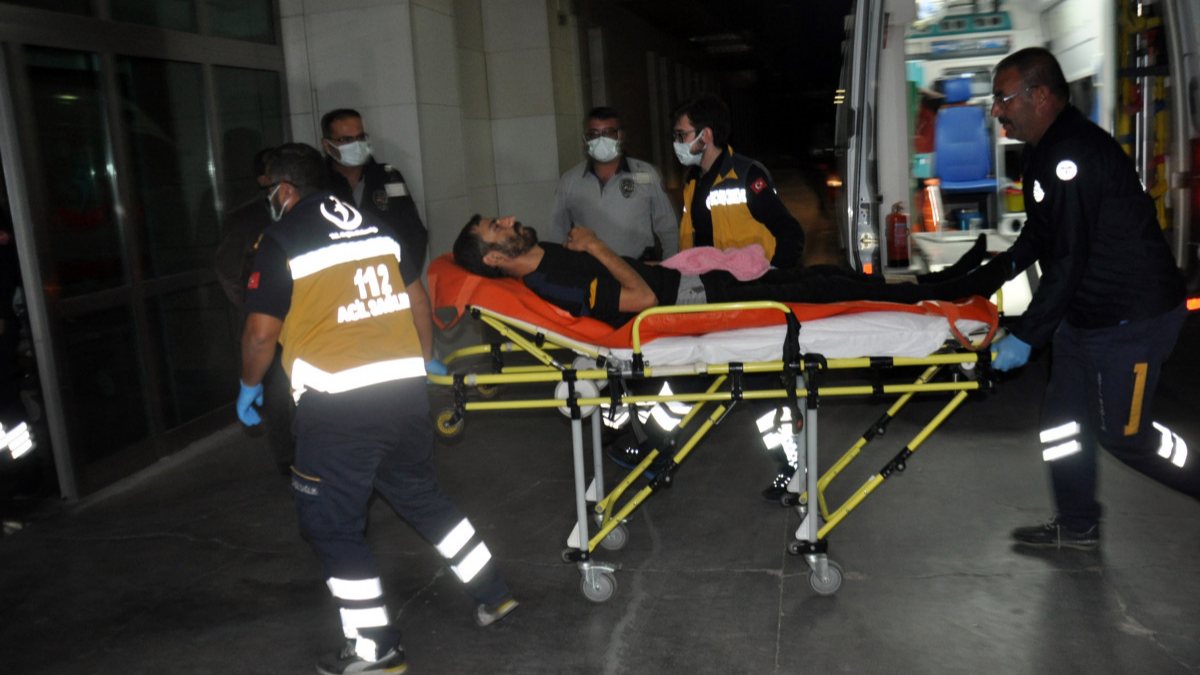 Karaman’da, kuzenini canlı yayında pompalı tüfek ile vurdu
