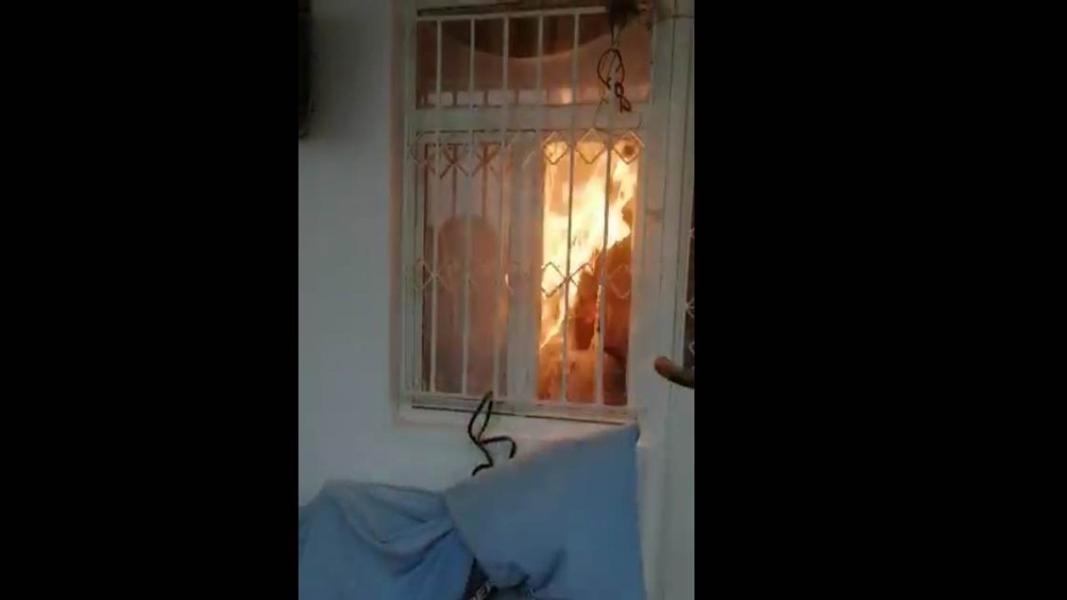 Muğla'da kendisini ve annesini yakmaya çalıştı