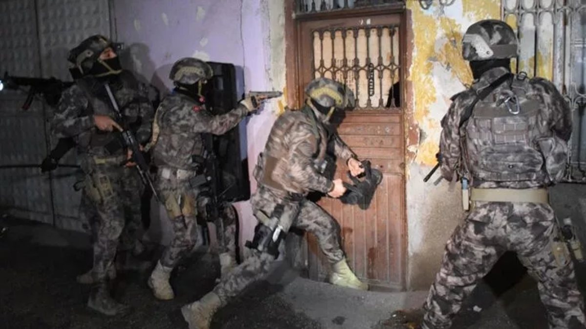 Van'da terör örgütü PKK/KCK'ya operasyon düzenlendi