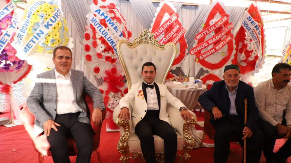 Hakkari'de aşiret düğününde bir ilk: Hediye kabul edilmedi