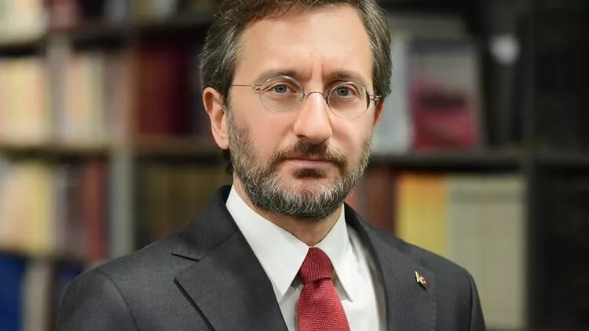 Fahrettin Altun: Dezenformasyonla Mücadele Merkezi'ni oluşturduk
