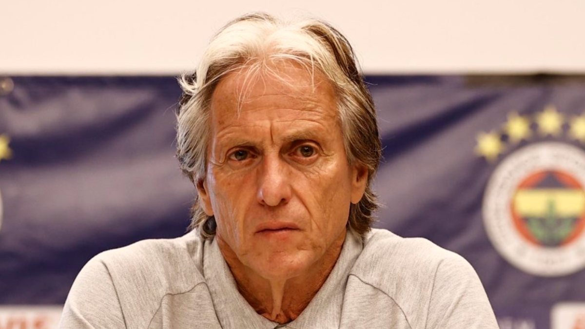 Jorge Jesus: Benim için ideal 11 diye bir şey yok