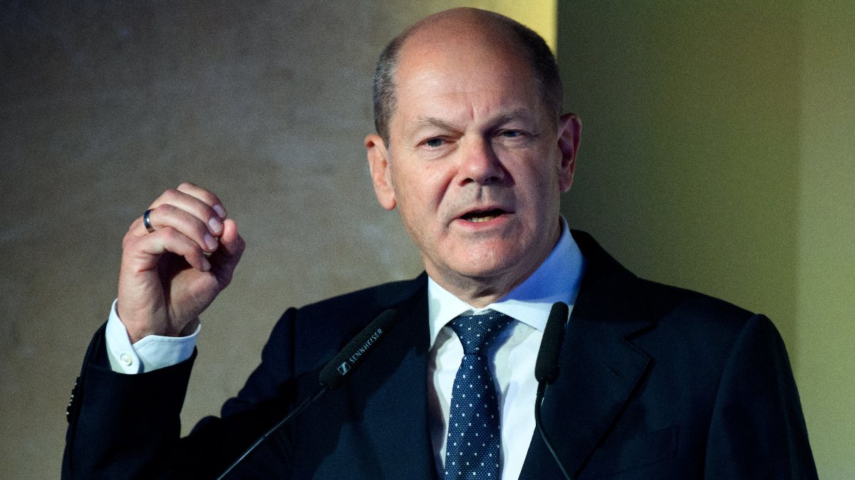 Olaf Scholz, koronavirüse yakalandı