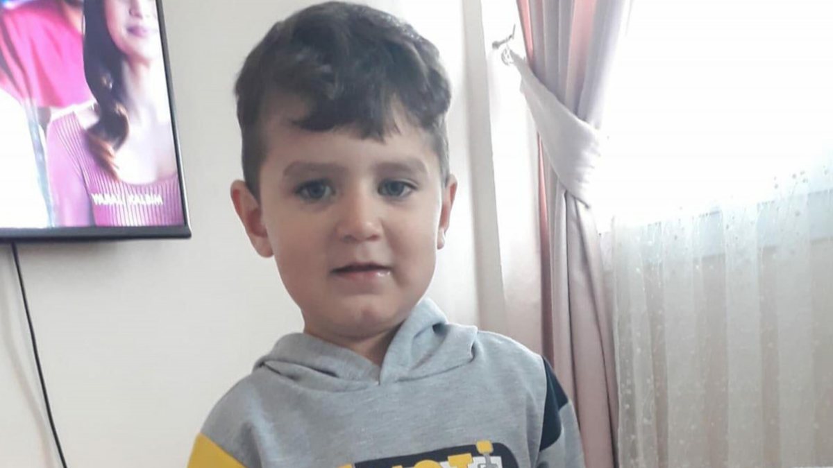 Emirhan'ın ölümünde, ehliyetsiz sürücünün ağır cezada yargılanması istendi