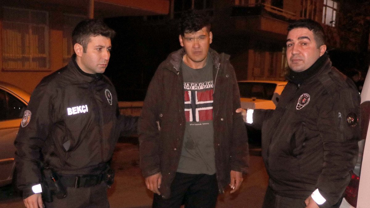 Kayseri'de eşinin yüzüne kaynar su döktü, serbest kaldı