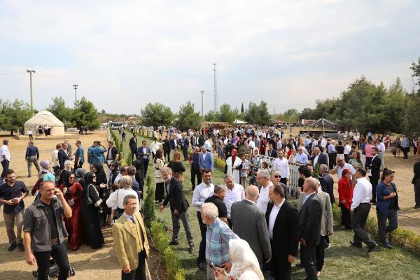 Eski bakan Akdağ'ın oğluna Hünkar Çayırı'nda düğün