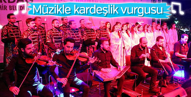 Müzikle barış mesajı veriyorlar