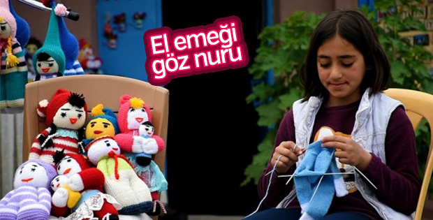 11 yaşındaki Sudenaz'ın bebek örme sanatı