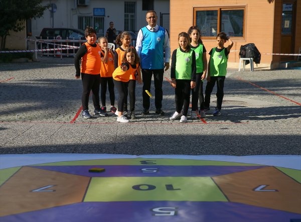 Geleneksel oyunlar çocuklarla Türkiye'ye yayılacak