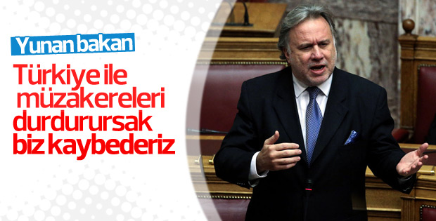 Yunan bakandan Türkiye açıklaması