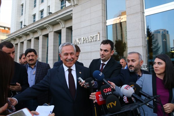 Bülent Arınç: İyi bir AK Partiliyim #1