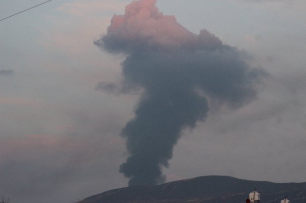 Afrin'de teröristlerin petrol rafinerisi vuruldu