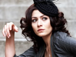 Deniz Çakır kimdir