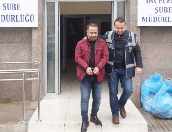 İzmir'de 124 ayrı suçtan aranan suçlu yakalandı